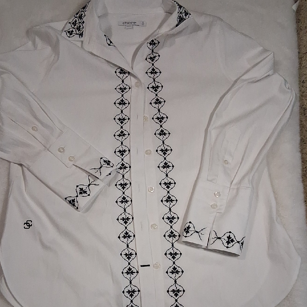 Chico's White and Black Embroidered Men's Shirt